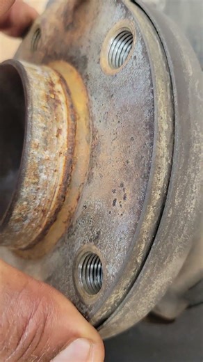 Bmw e53,x5 abs lights come on due to worn out wheel bearing.