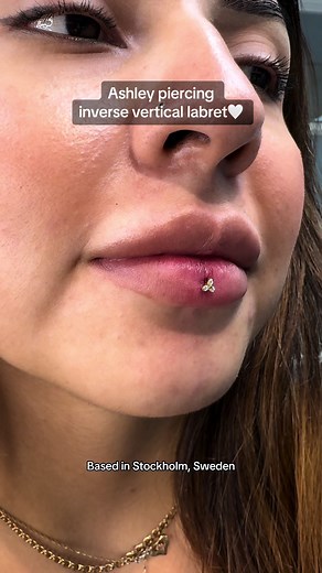 Ashley Piercing: The Inverse Vertical Labret