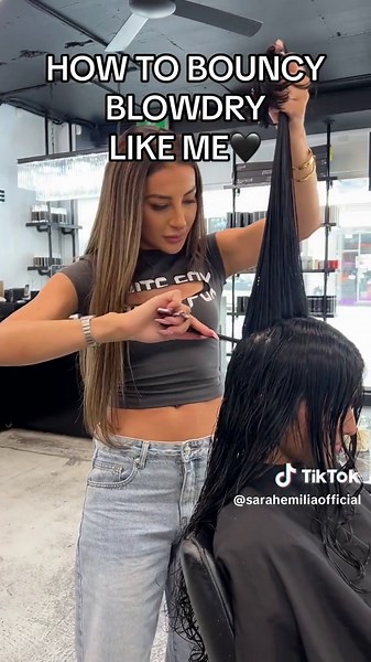 These are mt favourite thing to do in salon 🖤 im old school like that ! Styled using @ghd Australia and New Zealand helios and clips ans brush by @Natalie Anne (use code SARAHJ10) - #sarahemilia #sarahemiliaofficial #bouncyblowdry #blowdrytutorail #hairtutorials #howtoblowdryhair #howtoblowdry #hairtips #hairtutorial