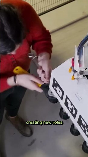 How Robots Help Amazon Deliver Your Packages Fast!