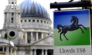 Lloyds to ask long-standing customers, 'Do we know you?'