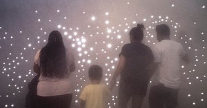 Conoce “el arte de la memoria” en 117 imágenes de Yael Martínez en el Museo de Arte Moderno