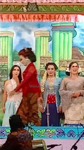 Beautiful Transvestite Artist Show Fashion #shortvideo #transvestite #fashionshow