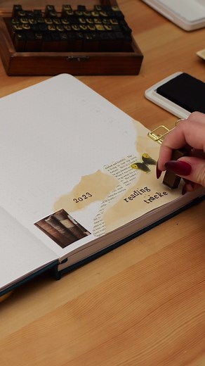 My 2023 reading tracker in my #readingjournal 📚 what’s your reading goal for 2023? #booktok #readinggoals #bookworm #bookjournal #bookbujo #readingbujo