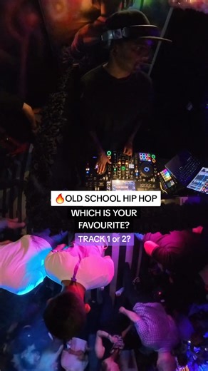 🔥Old School Hip Hop, which is your favourite? Track 1 or 2? #pioneerdj #nightclub #bar #unitedkingdom #newbury #berkshire #2000smusic #2000sthrowback #hiphop #musicmix #djmix #snoopdogg #50cent