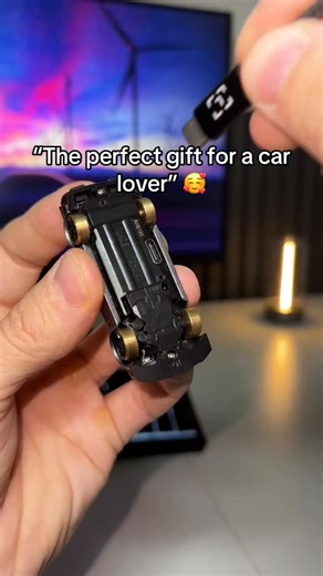 Mini RC cars 🇺🇸 | This got to be the perfect Christmas surprise 😱 | Instagram