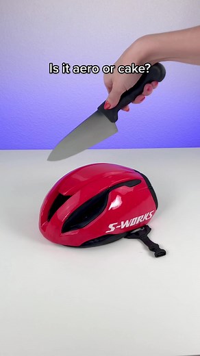 Sideserf Cake Studio Edible Helmet Cake Creation