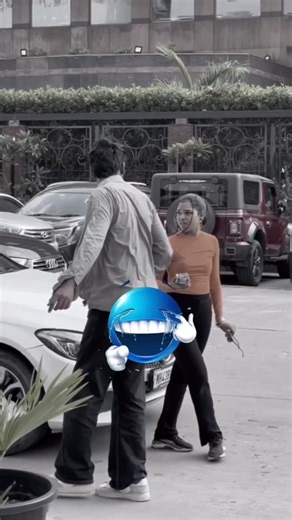 Khandan Kharid Dunga Cash Me 🥶💖🤗 #trandingreaction #shortsviral #funny #ytshorts #prank #shorts