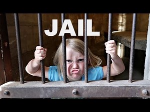 ESCAPED FROM JAIL! (Skit)