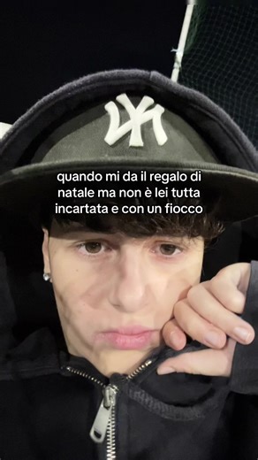 Video di evan (@evan.napolitano) con the girl with the sza tattoo - DJ Short