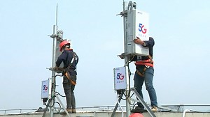 Bela knjiga o inteligentno povezanoj digitalnoj ekonomiji koja je objavljena na nedavno otvorenoj devetoj po redu Svetskoj konferenciji o internet stvarima pokazuje da će broj konekcija s internet stvarima u Kini premašiti 3 milijarde do kraja ove godine. Očekuje se da će godišnja vrednost proizvodnje kineske digitalne ekonomije premašiti 70 biliona juana, sa stopom rasta od preko 20 odsto. | CRI Srpski