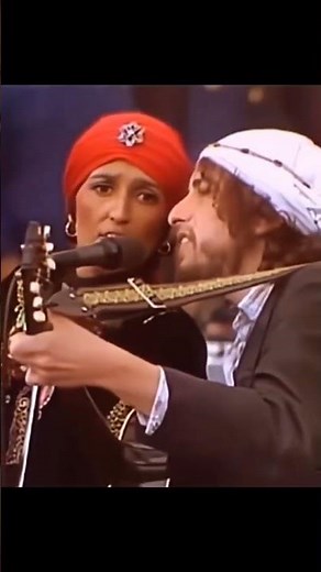 Bob Dylan & Joan Baez- Blowin in the wind- 1978📍