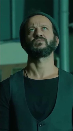 Minik Bir Anda Hulk'a Dönüşüyor - İçerde #shorts