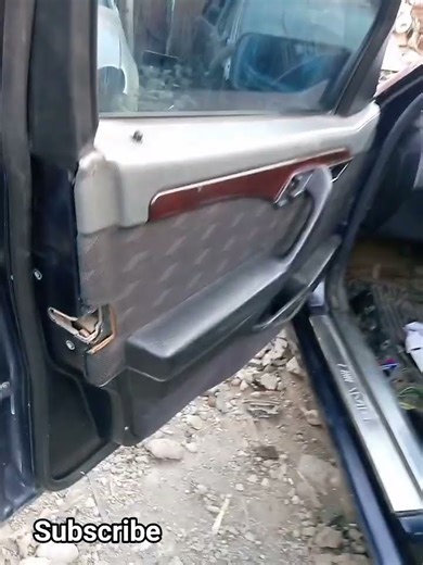K🇰🇪MERCEDES BENZ EXPERTS AUTO & SPARE,W202 front door lock testing for client