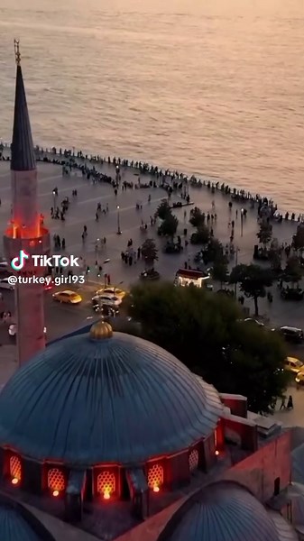 Discover Beautiful Places in Istanbul, Turkey