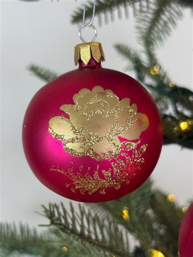 Four Unbreakable Raspberry Red Christmas Tree Bulbs With Gold Rose Design - Etsy Canada