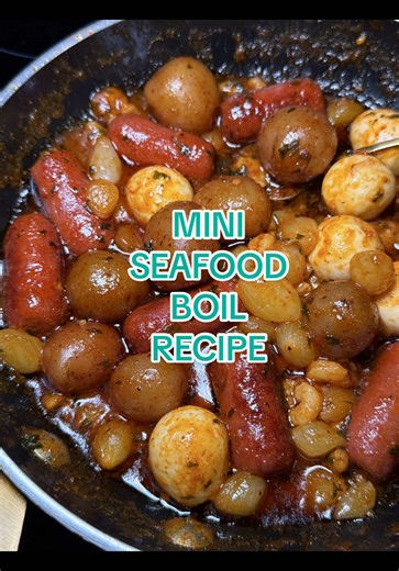 I FORGOT TO ADD THE MINI CORN 😭 #fyp #miniboil #seafoodboil #eggboil #onionboil