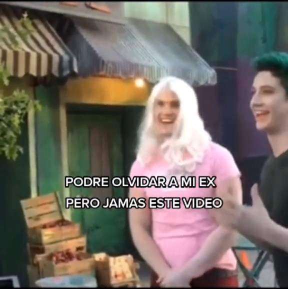 JAJAJKAHJAKA #fypシ #alieninvasion #zombies3👽🛸 #zedandaddison #Humor