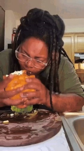 may 2nd: snl double dutymay 4th: met gala