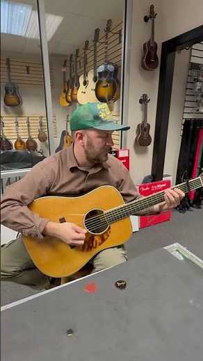 E20D-TC-LSH Eastman Does It Agin at GuitarHotline👀 #eastmanguitars