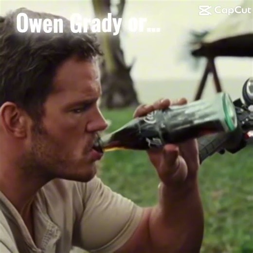 Owen Grady vs. Alan Grant: Who is the Real Dinosaur Man? 🦖 😮 #jurassicworld #edit #shorts