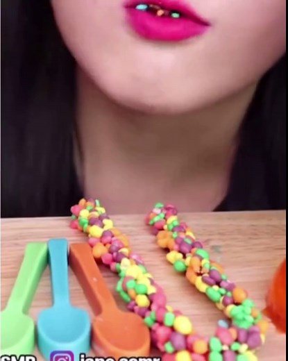 Since so many supporters keep making dessert videos, let's have dessert!☺️🤤#asmr #mukbang #mukbangeatingshow #janeasmr #eatingsound #fyp #eating