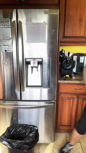 GOODBYE JUNK FOOD, HELLO HEALTH‼️#comedysketch #comedy #workout #health #funny #funnyvideos #relatable #fyp #foryou #foryoupage