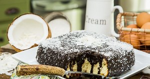 Lamington Cake