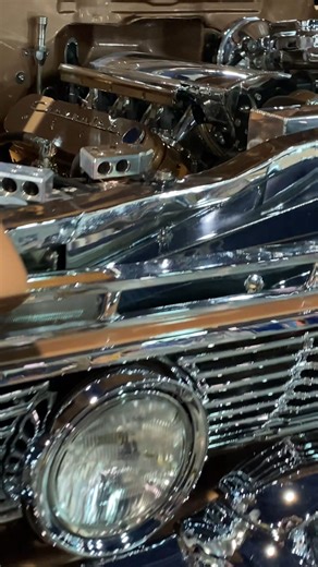 Lowrider Show Cars on Instagram: "1961 Chevrolet Impala LOWRIDER rotating, showing off those immaculate, color matched details! 👏"