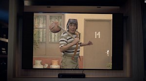 Mira lo que El Chavo del 8 le pregunta a Eugenio Derbez sobre la televisión - CNN Video