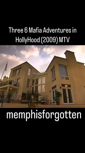 This reality TV gem followed Juicy J and DJ Paul living it up in their California mansion with Hypnotize Minds’ own Project Pat (Juicy’s big brother) plus their loyal crew Computer and Big Triece. It was raw, hilarious, and full of that unfiltered Memphis energy that made Three 6 Mafia legends in the first place. From Oscar winners to reality stars they really did it all. 🌴 Who remembers watching this late at night on MTV? Drop your favorite HollyHood moment below! 💧 And you already know… stay