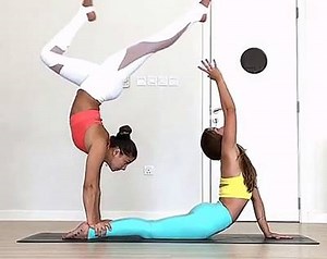 77K views · 1K reactions | Feeling flexible... and trusting? (via LET'S START YOGA ) | Women's Health UK | Facebook