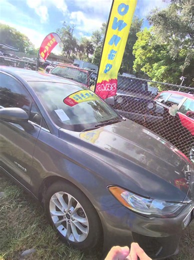 #robbthecarguy #moneymanweems Selling cheap cars can bring more headaches than profit. I’d rather sell newer, affordable cars that bring in customers looking for reliable transportation. Buy them right, price them fairly, and there’s money to be made.