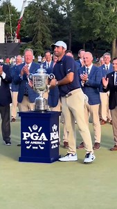 Rolex ambassador Scottie Scheffler losing control the 2025 PGA Championship trophy 🥶🏆 On the wrist is the Rolex Datejust 41 Ref 126335 with mint green dial and jubilee bracelet. #PGA #PGAtour #Golf | DailyWatch