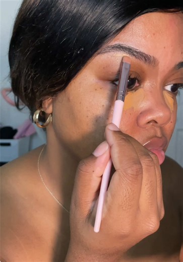 My go to makeup-no makeup look 💕 Let me know if you’d like to see how I do a full glam on myself 🫶🏾 @Maybelline New York @NARS Cosmetics @Too Faced @Revlon Cosmetics @Huda Beauty #makeuptok #makeupgirl #makeupgirly #naturalmakeup #naturalmakeuplook