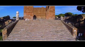 Guarda le immagini, visita questo luogo unico che abbiamo nella nostra Regione: #Ostia Antica in HD! Fondata nel corso del IV secolo a.C. come accampamento militare e sviluppata nel corso dell'età imperiale romana come centro commerciale portuale, strettamente legato all'approvvigionamento del grano nella capitale. #VisitLazio #Italy visitlazio.com | Visit Lazio