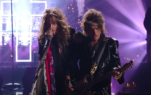 Watch Steven Tyler’s Tribute Performance of Ozzy’s Classic ‘Mama I’m Coming Home’ at the MTV VMAs