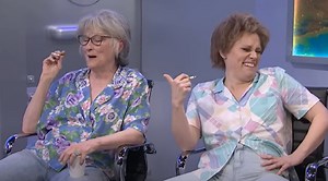 'This Devil Wears Nada': Meryl Streep Breaks Character In Hilarious SNL Alien Encounter Skit