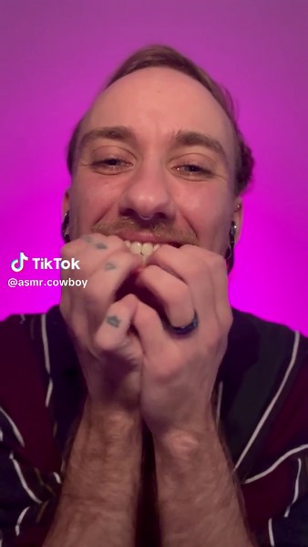 teeth tapping ASMR 🦷✨ . #asmr #teethtapping #tappingasmr #asmrcommunity
