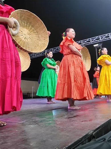 Jinotepina linda #balletfolklóriconicaraguense #nICARAGUA @bafonic