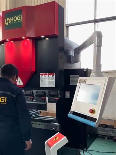 HOGI High-speed pump-controlled CNC bending machine 40Ton/1250mm Energy saving 50%-70% #cncbendingmachine #cncbendingtechnician #energysaving #highspeed #servomotor #machinetools #technologytrends #technology #2dprogramming #3dprogram #minipressbrake #metalparts #hardwaretools #hardware #metalbending #metalfabrication #pressbrake #hogicncmachine #hogipressbrake #smallparts #oilelectricpressbrake #minielectricpressbrake