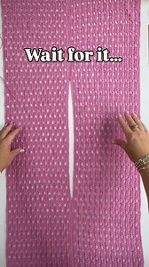 Comment LIBBY for the details! The Libby Tee is available in 9 sizes and is suitable for advanced beginners and beyond! 🇬🇧🇺🇸 Available in US and UK terms 🎥 Step by step video tutorial Comment Libby for the details! #crochetop #crochetfashion #freecrochetpattern #bellacococrochet #summercrochet #summercrochettop | Bella Coco Crochet