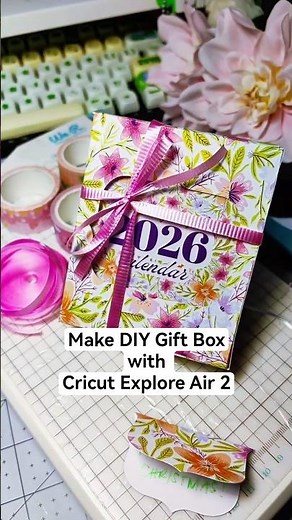 DIY Gift Box with Cricut Explore Air 2 and WRMK Guillotine Cutter