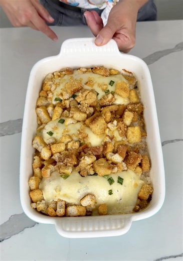 easy 4 ingredient dinner this baked caesar chicken is SO good y'all! #yummy #dinner | Kristin's Friends