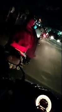 grepe grepe ditengah jalan!!! VIRAL