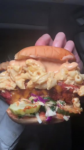 Dave's Hot Chicken Review: Satisfying Spicy Sandwiches