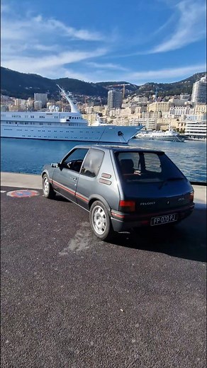 https://cedric-vaslin.fr/fr/post/vehicule-disponible/205-gti-1-9-130-cv-restauree-a-neuf #passionautomobile #voituredecollection #voitureavendre #voituresportive #classiccarforsale #automobile #peugeotsport #peugeotgti #peugeot205 #peugeot205gti19 #peugeotgti205 | Collection Privée Automobile