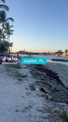 Explore Jupiter Beach Park in Florida