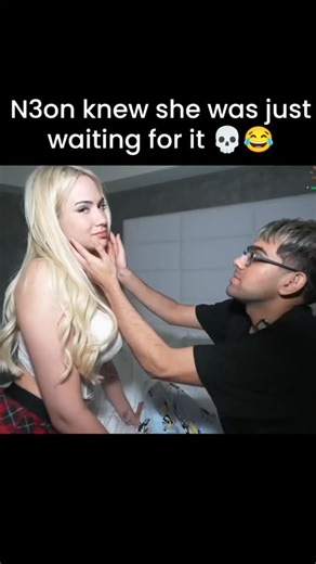 streamers.vo on Instagram: "N3on is an American streamer known for his chaotic and energetic personality, and unpredictable IRL content. He streams on Twitch and Kick. N3on has had interactions with various hip-hop artists, some friendly and others contentious. He's also a big MMA and UFC fan, and recently trained with Nate Diaz and his friends. Iggy Azalea, the stage name of Amethyst Amelia Kelly, is an Australian-born rapper, singer, model, and businesswoman. Born in Sydney in 1990 and raised