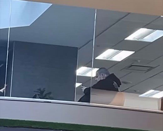 Merkules on Instagram: "🤣🤣🤣"